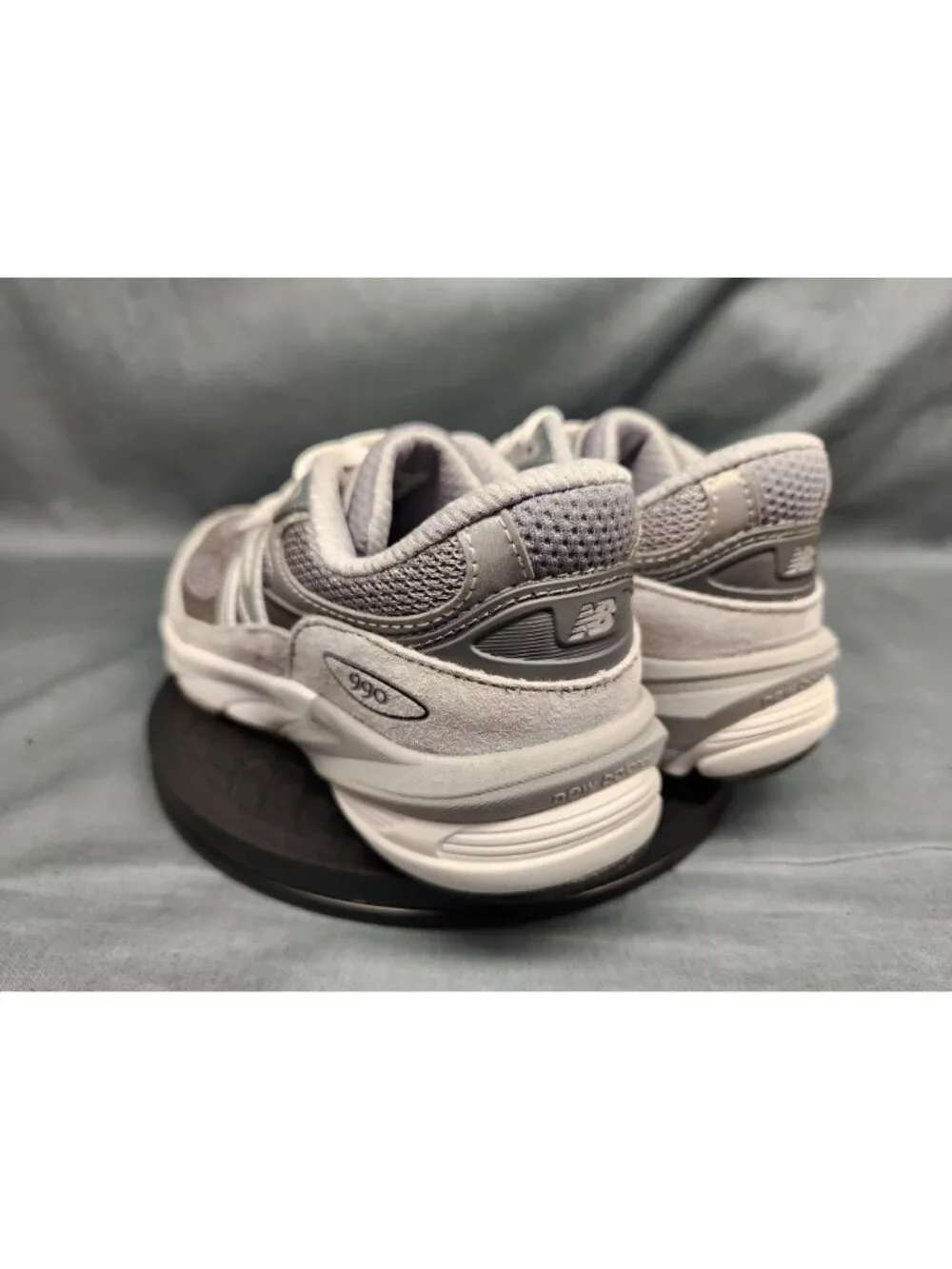 New Balance FuelCell 990v6 Sneakers PC990GL6 Grey White Kids Size 11 NEW NO BOX!